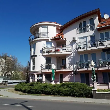 Zold Beka Panorama Wellness Ii. Aparthotel
